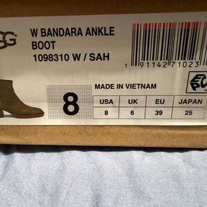 UGG Women's Bandara Ankle Boot - Tan